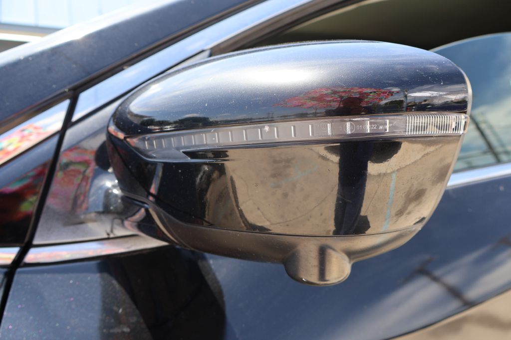 Photo 16 of this NISSAN MURANO