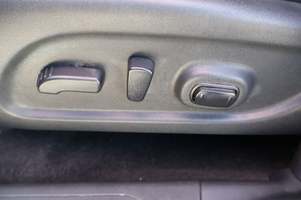 Photo 37 of this NISSAN MURANO