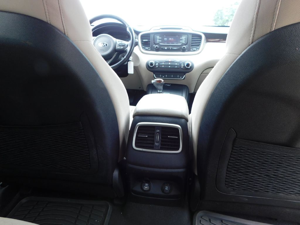 Used Car 2016 Kia Sorento  Lx For Sale Under $10,000 In San Antonio, Texas