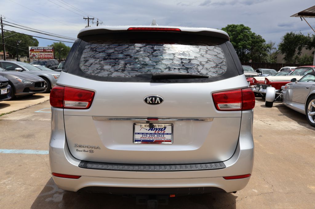 Used Car 2016 Kia Sedona  L For Sale Under $12,000 In San Antonio, Texas
