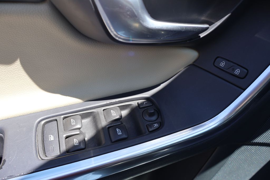 Used Car 2017 Volvo S60  For Sale Under $15,000 In San Antonio, Texas