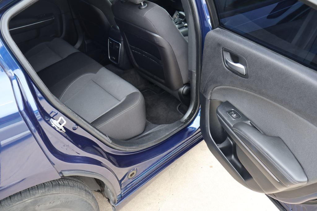 Used Car 2016 Dodge Charger  Se For Sale Under $12,000 In San Antonio, Texas