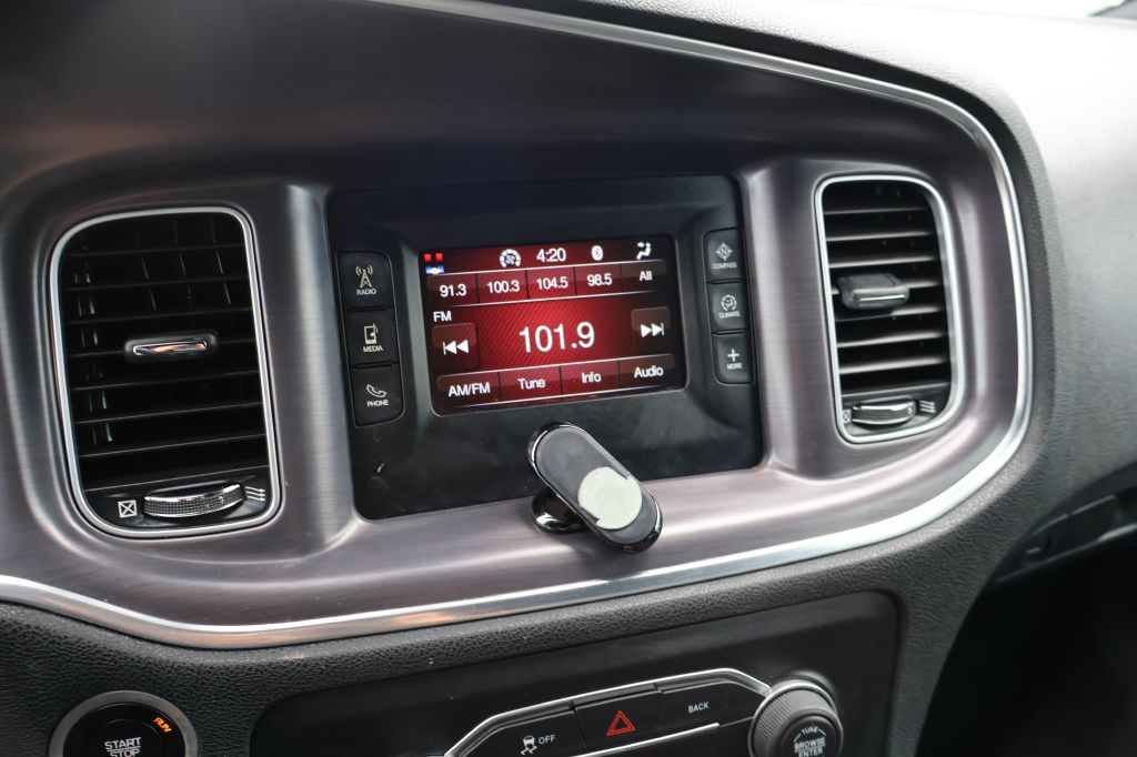 Used Car 2016 Dodge Charger  Se For Sale Under $12,000 In San Antonio, Texas