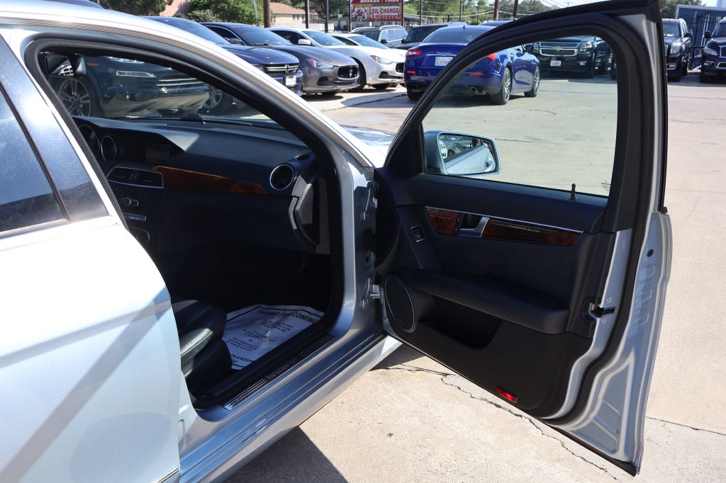 Used Car 2014 Mercedes-benz C-class  C250 For Sale Under $10,000 In San Antonio, Texas