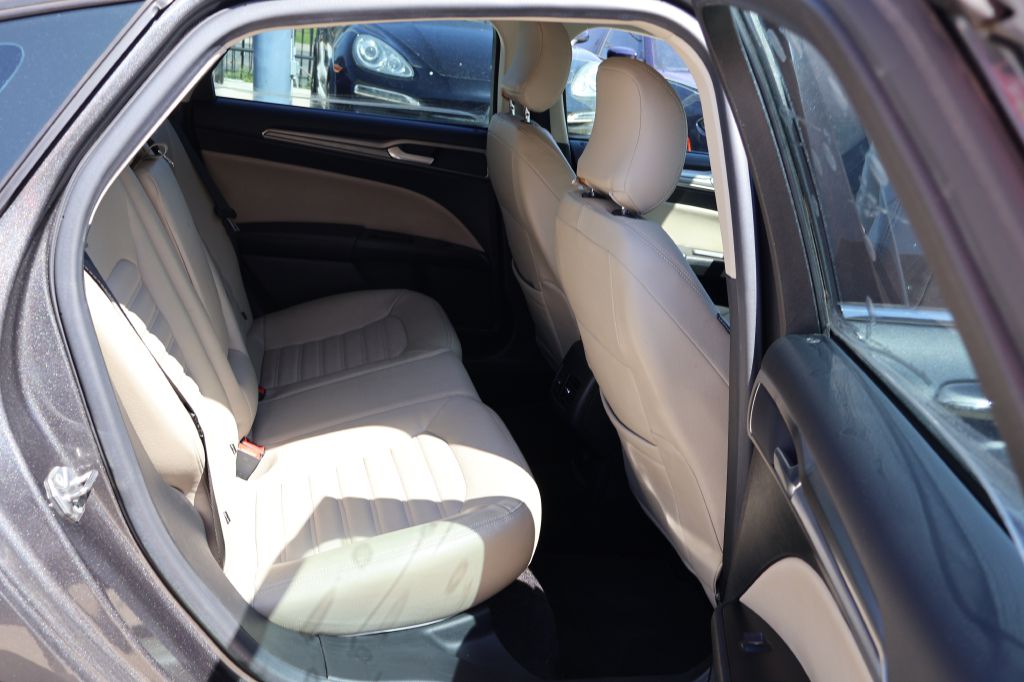 Used Car 2017 Ford Fusion  Se For Sale Under $12,000 In San Antonio, Texas
