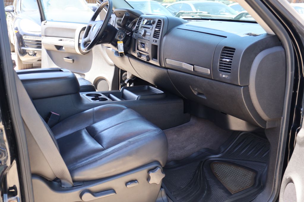 Used Car 2008 Chevrolet Silverado 1500  For Sale Under $10,000 In San Antonio, Texas