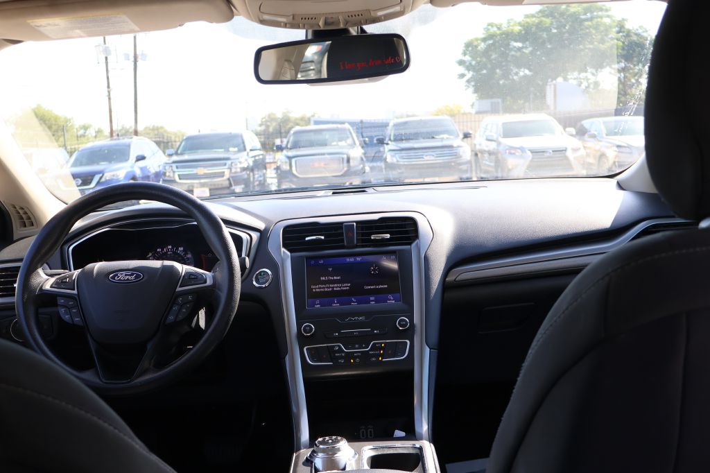 Used Car 2019 Ford Fusion  Se For Sale Under $10,000 In San Antonio, Texas