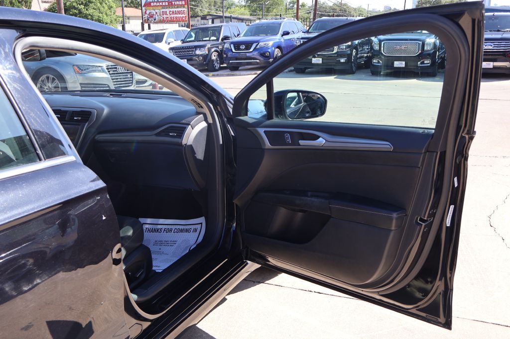Used Car 2019 Ford Fusion  Se For Sale Under $10,000 In San Antonio, Texas