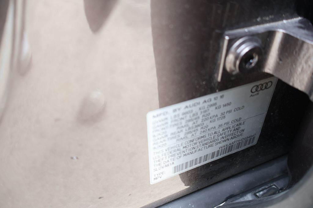 Photo 12 of this AUDI Q7