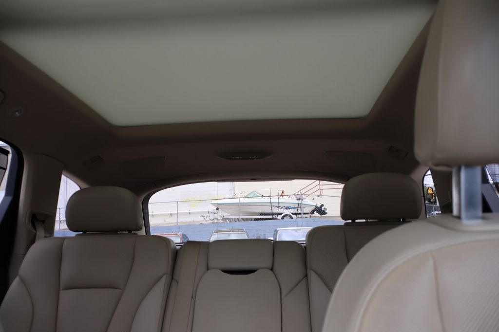 Photo 22 of this AUDI Q7