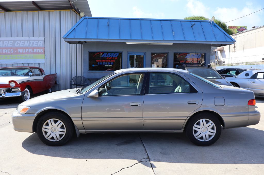 Used Car 2001 Toyota Camry  Le For Sale Under $10,000 In San Antonio, Texas