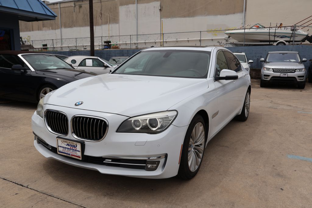 Used Car 2015 Bmw 740  Sedan 4 Dr. I Rear Wheel Drive For Sale Under $12,000 In San Antonio, Texas