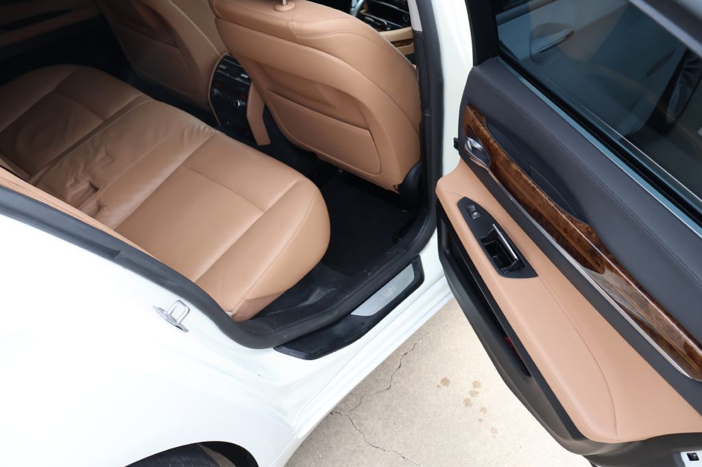 Used Car 2015 Bmw 740  Sedan 4 Dr. I Rear Wheel Drive For Sale Under $12,000 In San Antonio, Texas