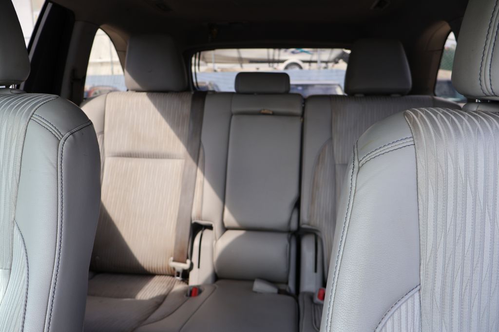 Photo 45 of this TOYOTA HIGHLANDER