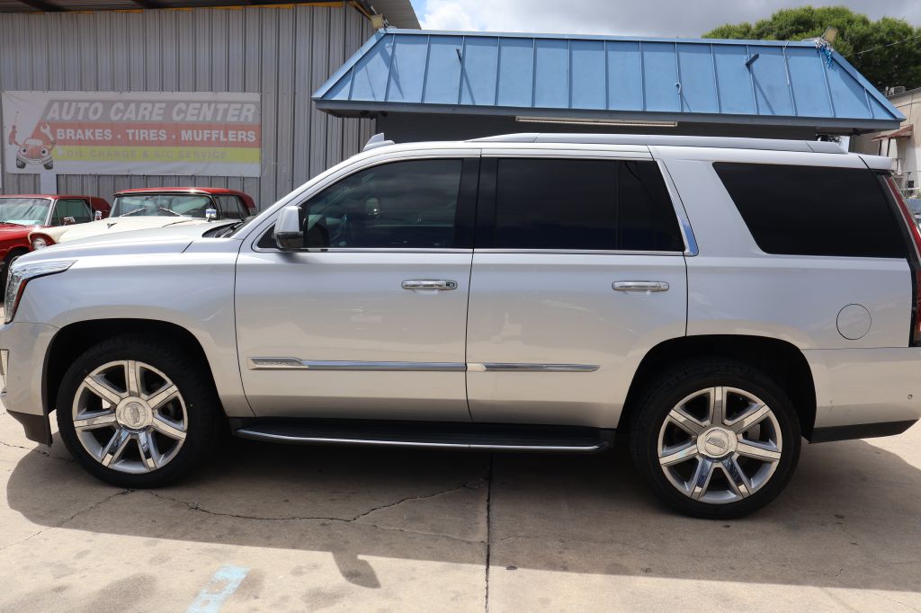 Used Car 2017 Cadillac Escalade  Luxury For Sale Under $20,000 In San Antonio, Texas
