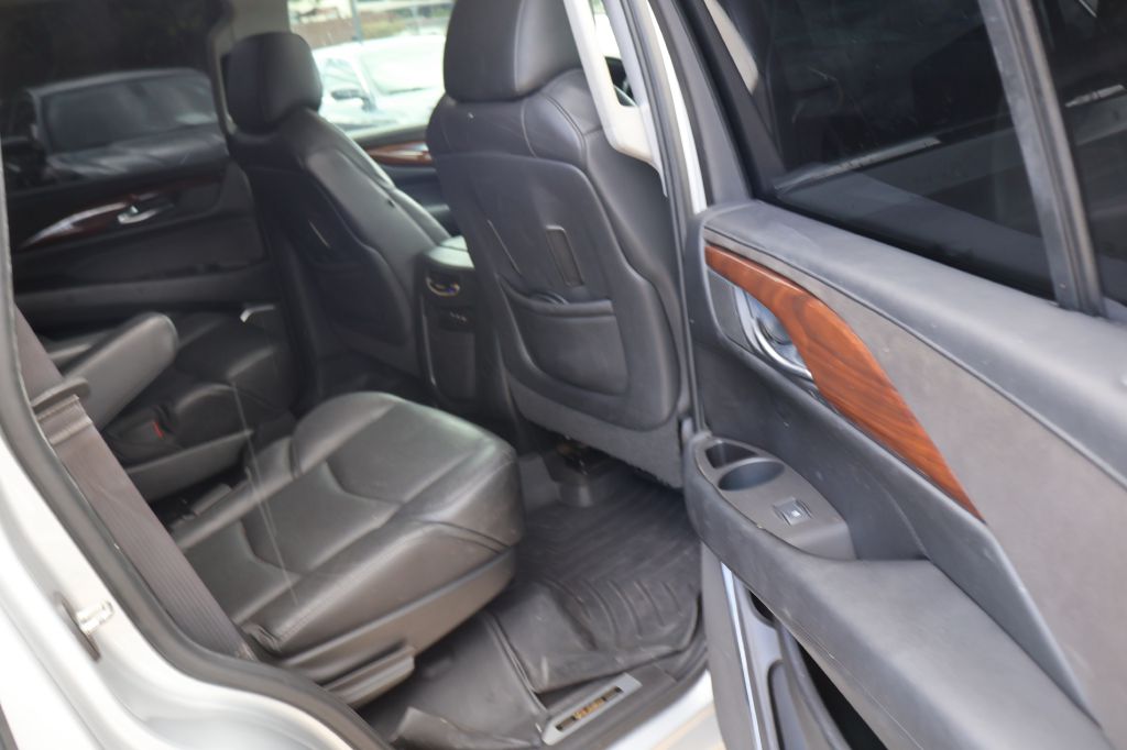Used Car 2017 Cadillac Escalade  Luxury For Sale Under $20,000 In San Antonio, Texas