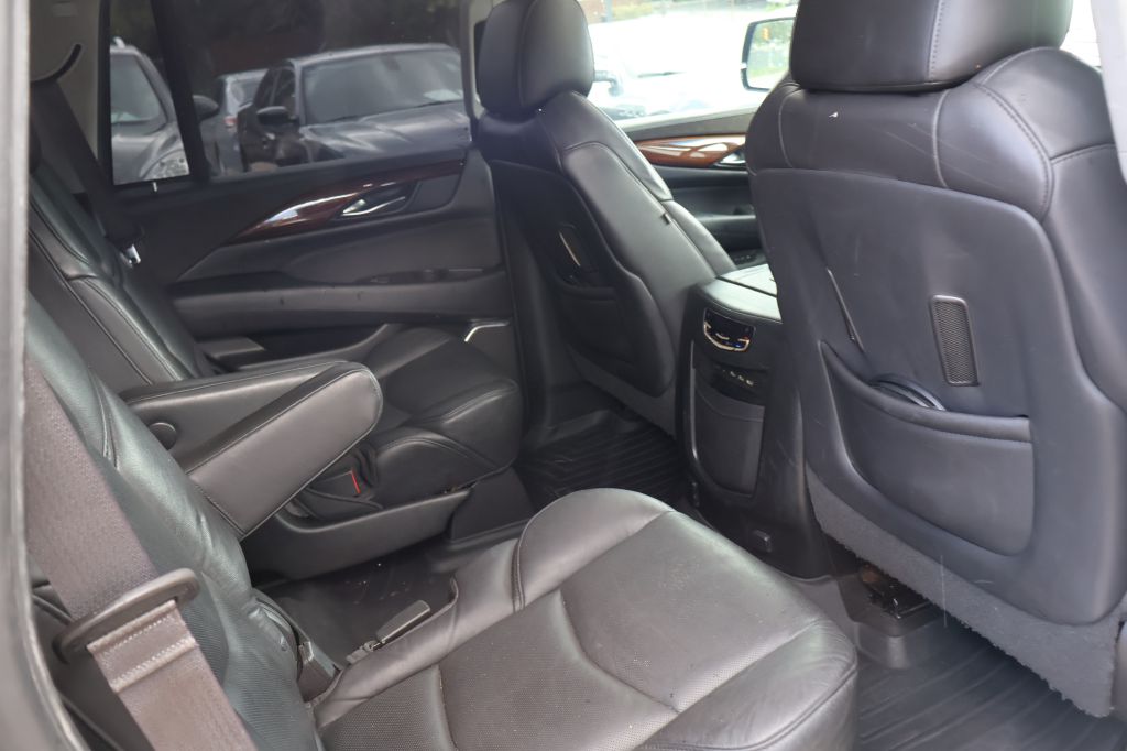 Used Car 2017 Cadillac Escalade  Luxury For Sale Under $20,000 In San Antonio, Texas