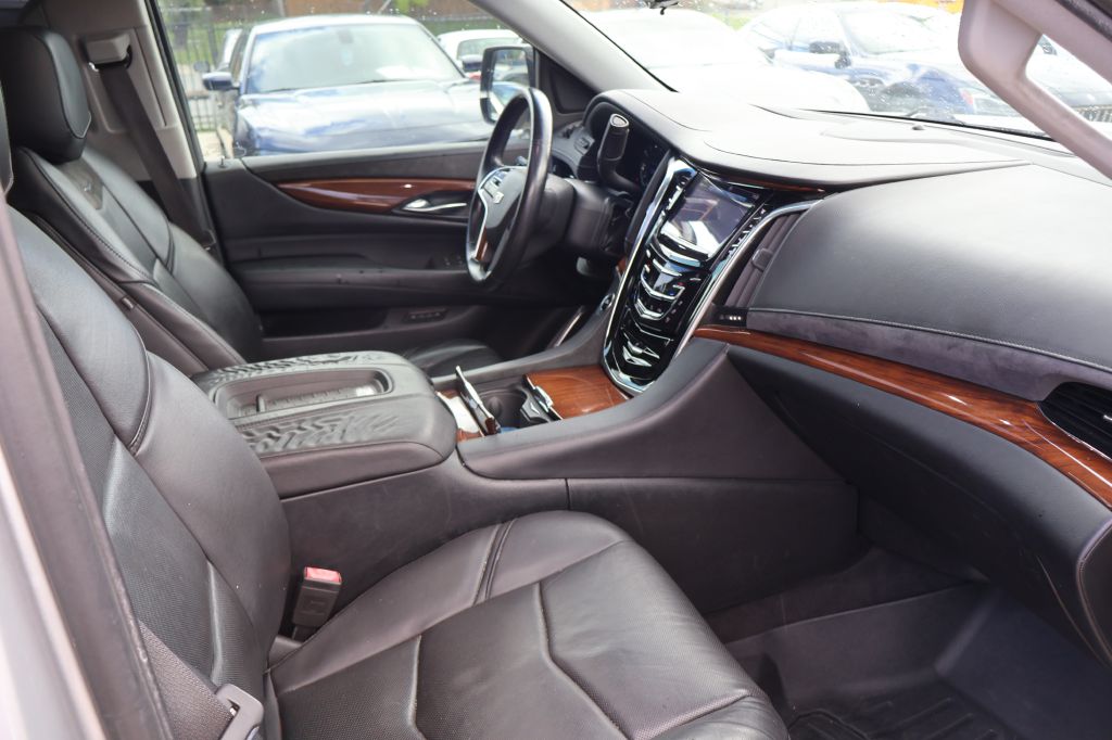 Used Car 2017 Cadillac Escalade  Luxury For Sale Under $20,000 In San Antonio, Texas