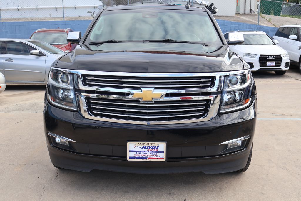 Photo 2 of this CHEVROLET TAHOE