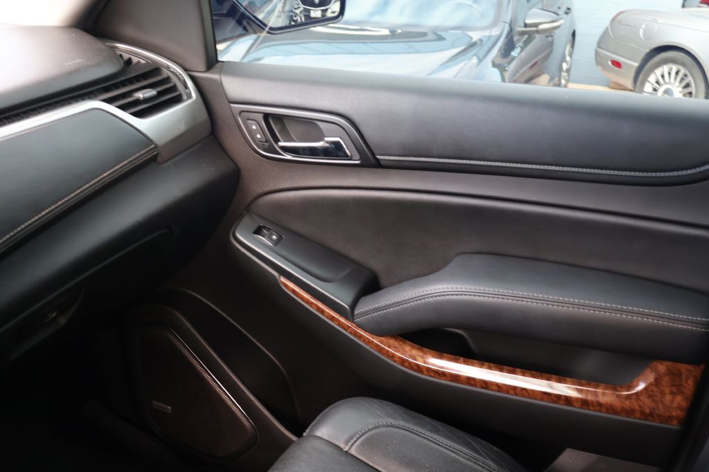 Photo 29 of this CHEVROLET TAHOE