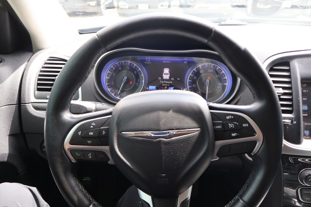 Used Car 2016 Chrysler 300  Limited For Sale Under $12,000 In San Antonio, Texas