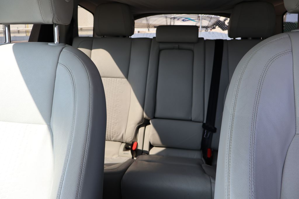 Used Car 2016 Land Rover Discovery Sport  Se For Sale Under $12,000 In San Antonio, Texas
