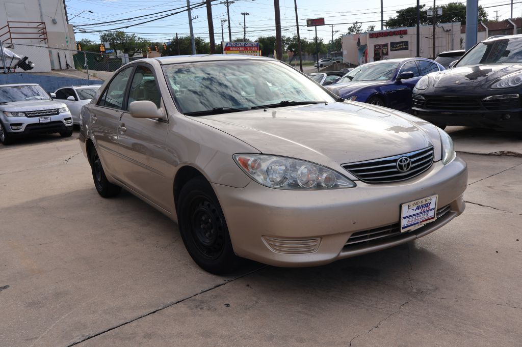 Used Car 2005 Toyota Camry  Le For Sale Under $10,000 In San Antonio, Texas