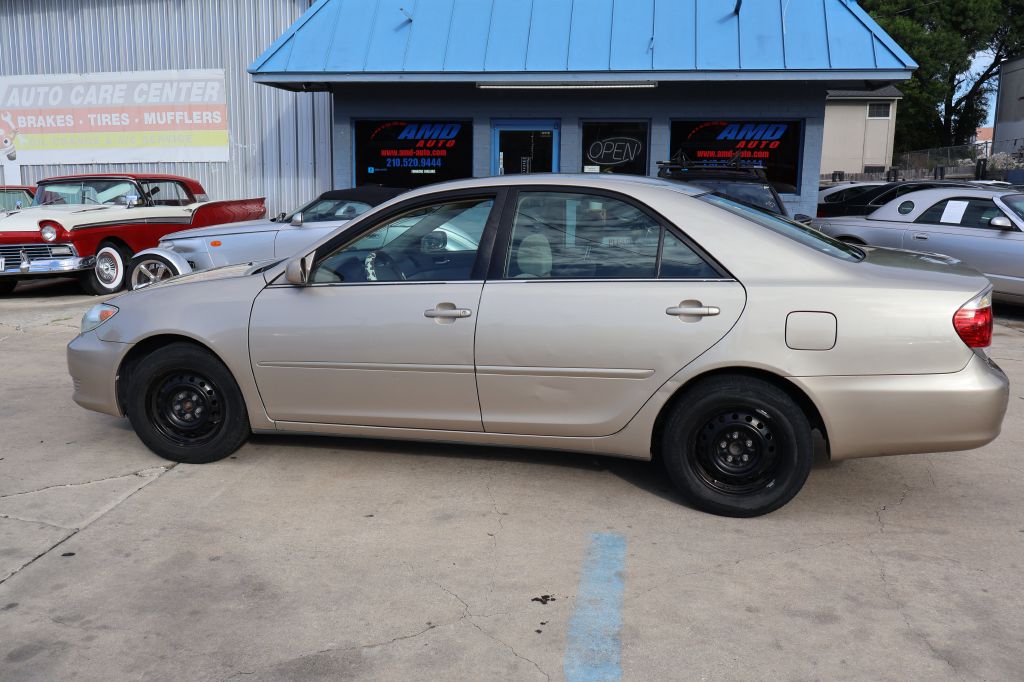 Used Car 2005 Toyota Camry  Le For Sale Under $10,000 In San Antonio, Texas