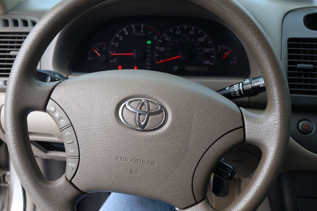 Used Car 2005 Toyota Camry  Le For Sale Under $10,000 In San Antonio, Texas