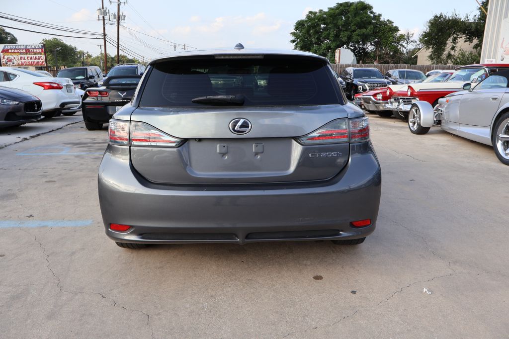 Used Car 2012 Lexus Ct  200 For Sale Under $10,000 In San Antonio, Texas
