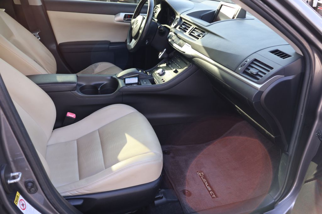 Used Car 2012 Lexus Ct  200 For Sale Under $10,000 In San Antonio, Texas