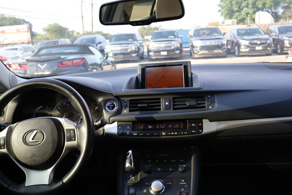Used Car 2012 Lexus Ct  200 For Sale Under $10,000 In San Antonio, Texas