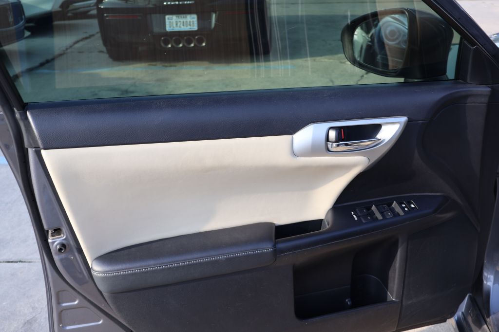 Used Car 2012 Lexus Ct  200 For Sale Under $10,000 In San Antonio, Texas