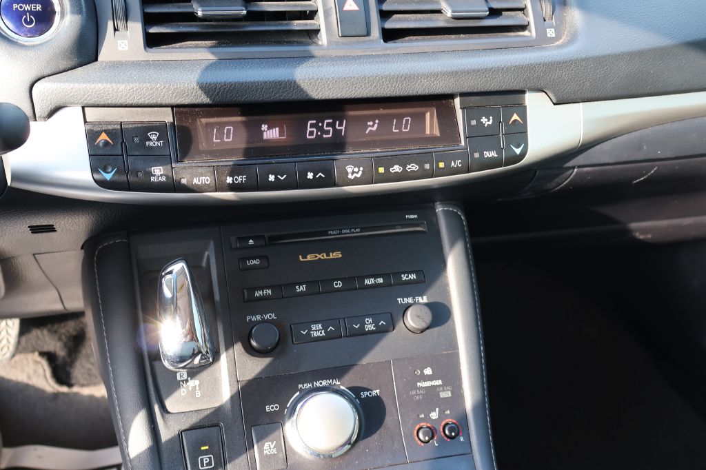 Used Car 2012 Lexus Ct  200 For Sale Under $10,000 In San Antonio, Texas