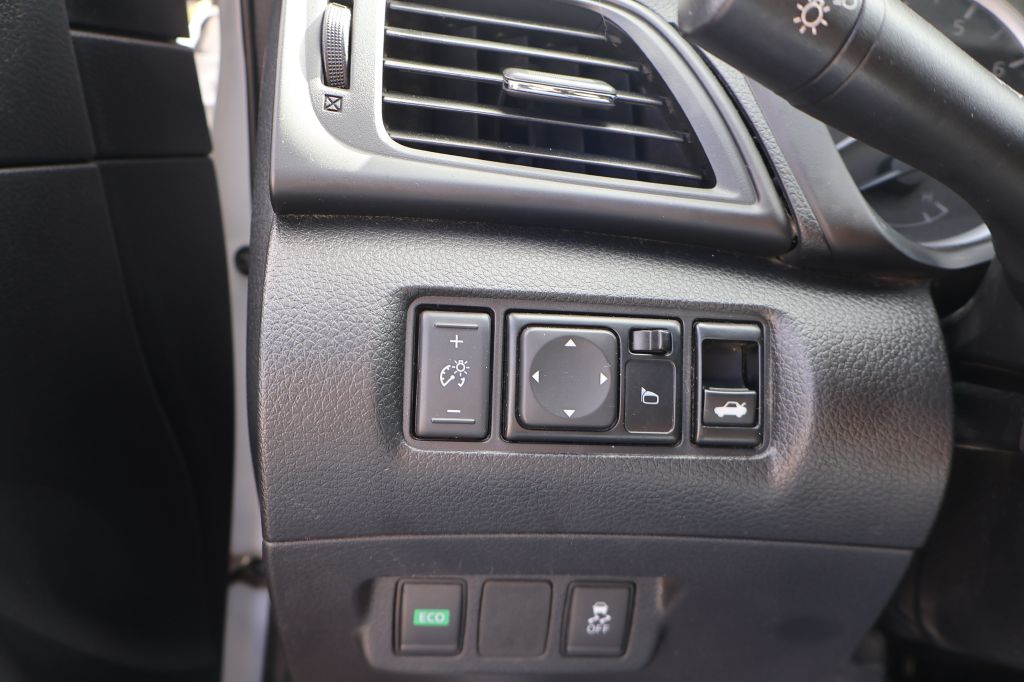 Used Car 2019 Nissan Sentra  S For Sale Under $10,000 In San Antonio, Texas