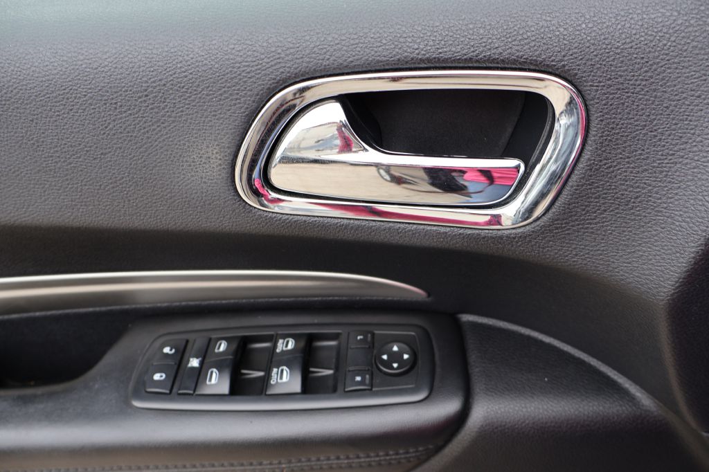 Used Car 2015 Dodge Durango  Sxt For Sale Under $12,000 In San Antonio, Texas