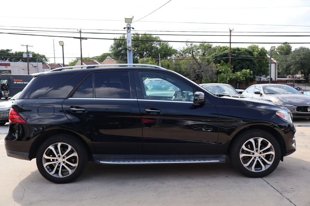 Photo 8 of this MERCEDES-BENZ GLE