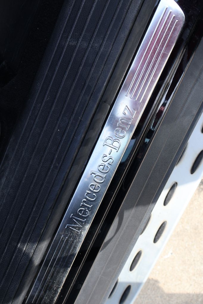 Photo 25 of this MERCEDES-BENZ GLE