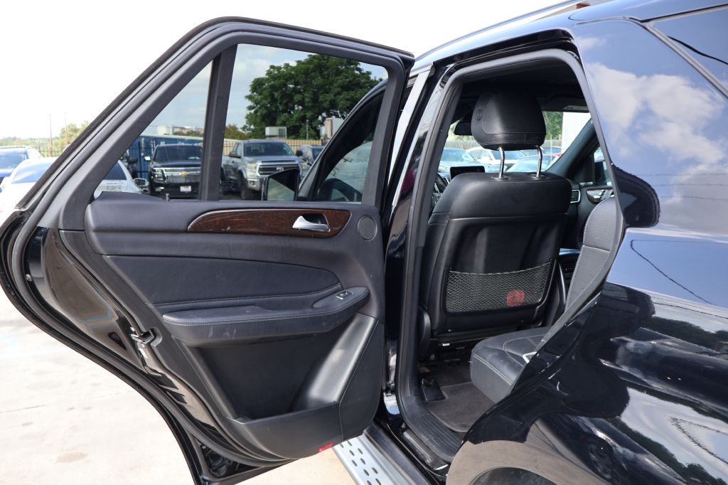 Photo 28 of this MERCEDES-BENZ GLE
