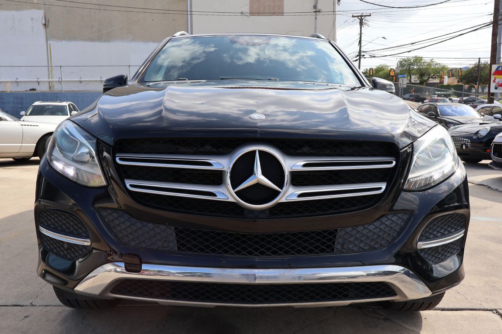 Photo 57 of this MERCEDES-BENZ GLE