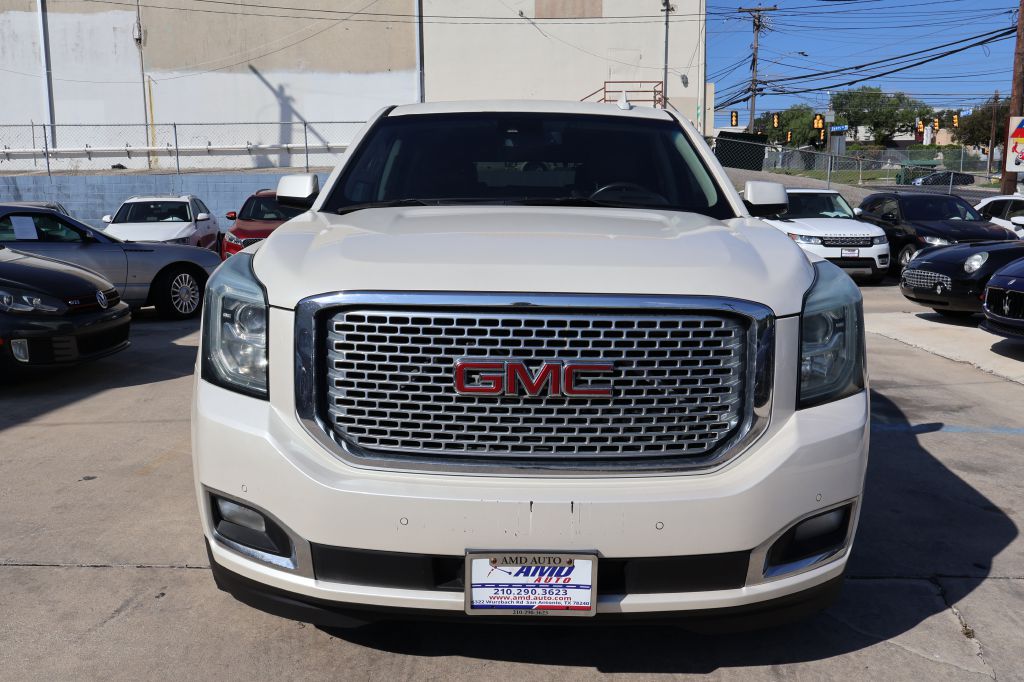 Photo 2 of this GMC YUKON