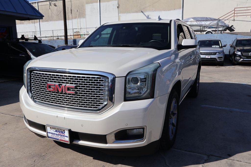 Photo 3 of this GMC YUKON