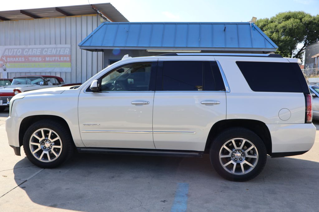 Photo 4 of this GMC YUKON