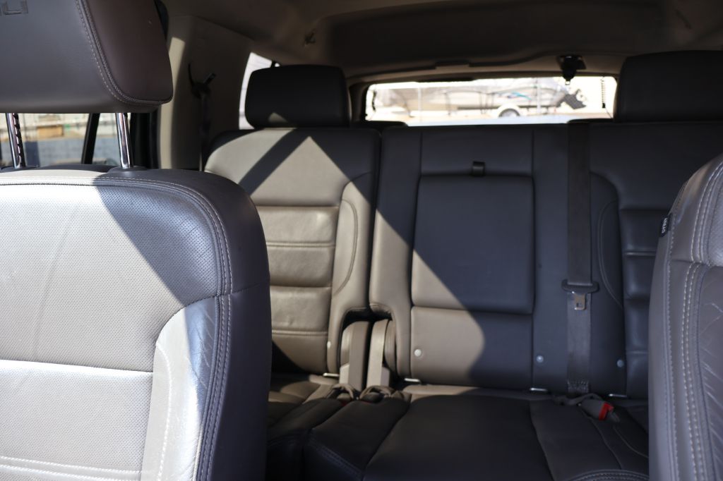 Photo 49 of this GMC YUKON