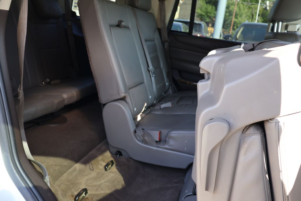 Photo 56 of this GMC YUKON