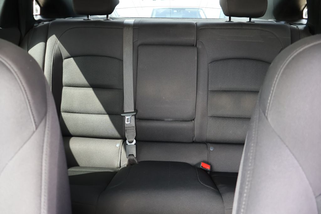 Photo 36 of this CHEVROLET MALIBU