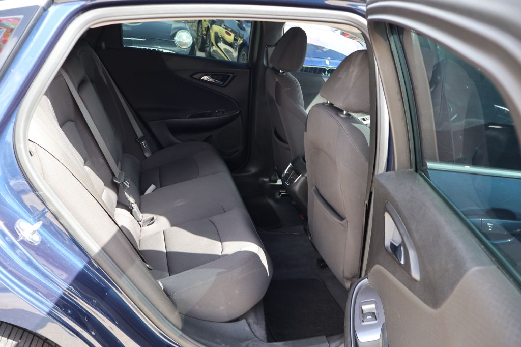 Photo 39 of this CHEVROLET MALIBU
