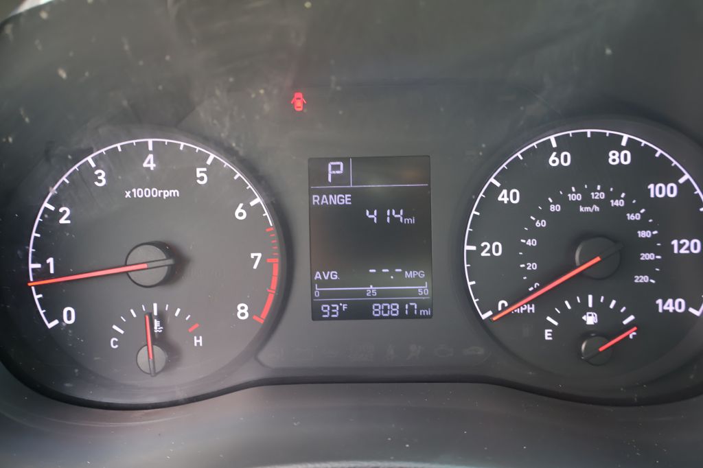 Photo 20 of this HYUNDAI ACCENT