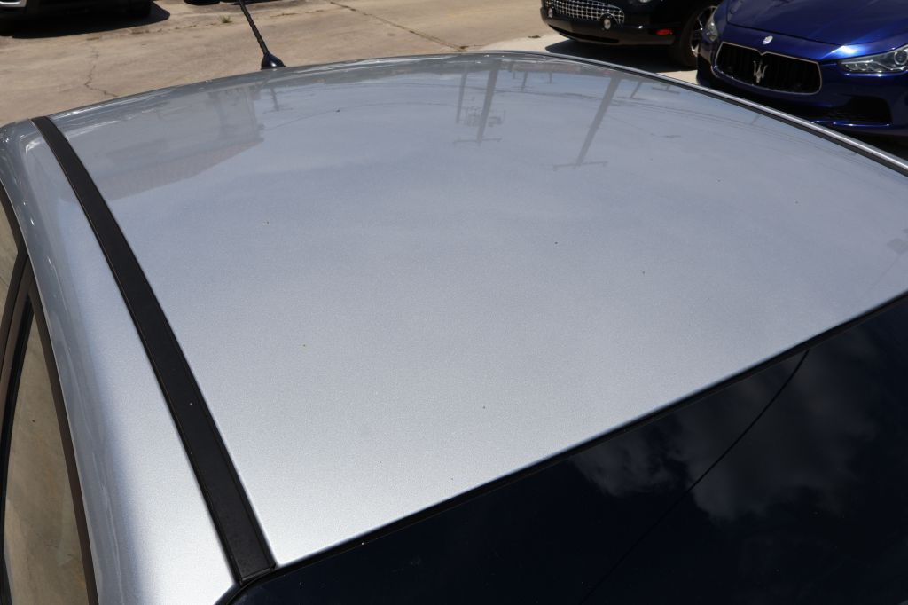 Photo 41 of this HYUNDAI ACCENT