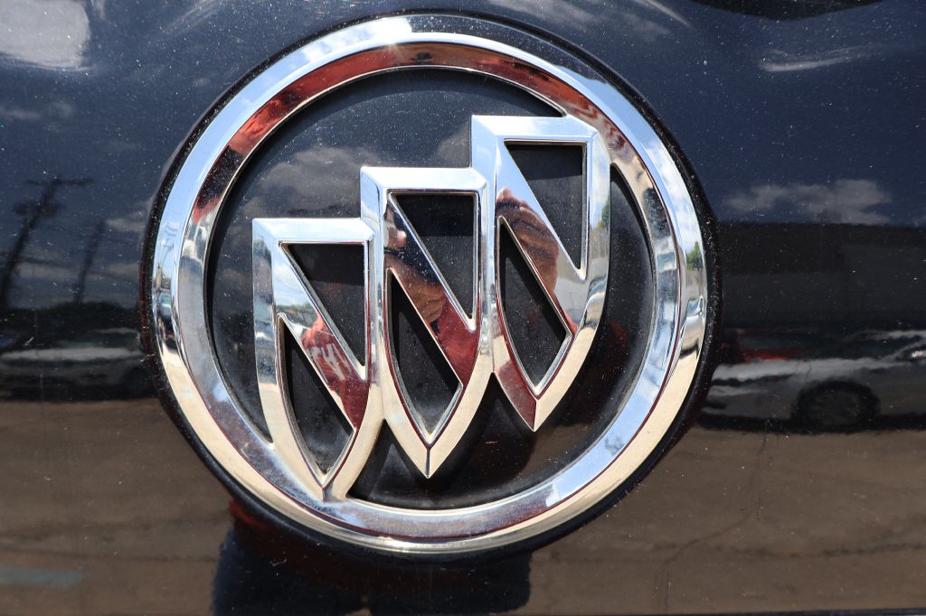 Photo 14 of this BUICK ENCLAVE